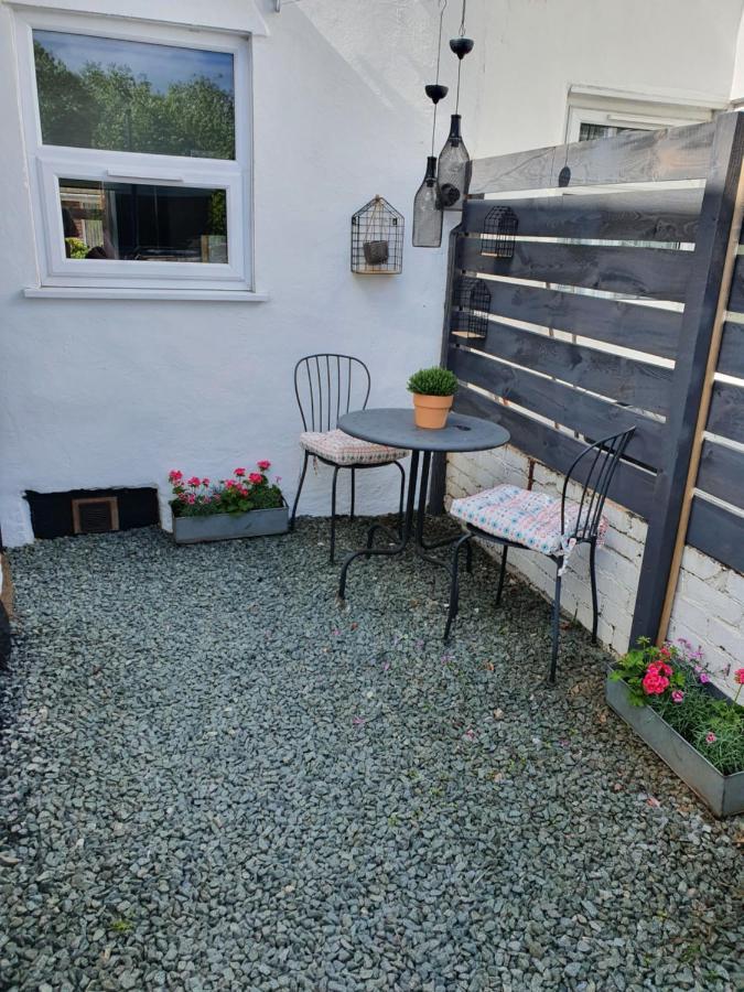 Cosy Cottage In Heart Of Llangollen Extérieur photo